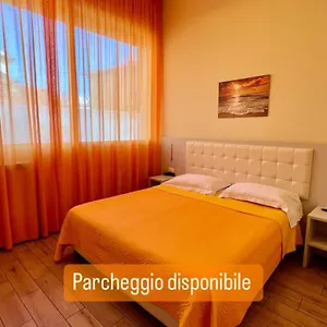 https://casa-zeffirino.hotelitalianriviera.com
